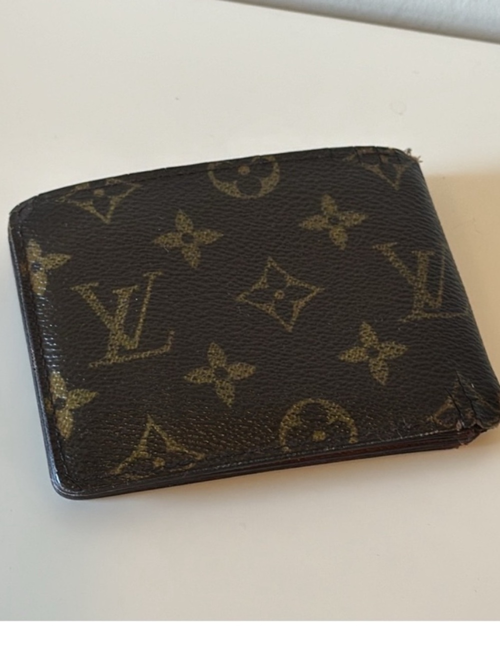 Louis Vuitton Monogram Canvas Men's Wallet in Brown and Gold - Picture 2 of 11